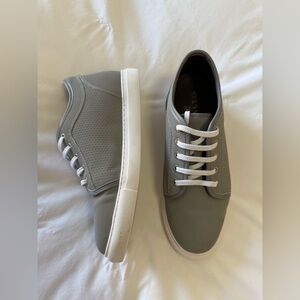 CALTO | Men's 8 | Gray Nubuck Invisible 2.6" Height Increasing Elevator Sneakers